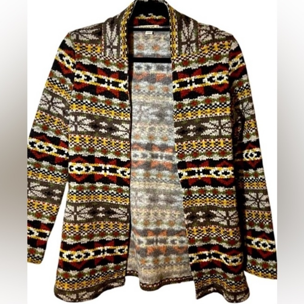 Energe World Wear Cardigan Size Small​​​​​​